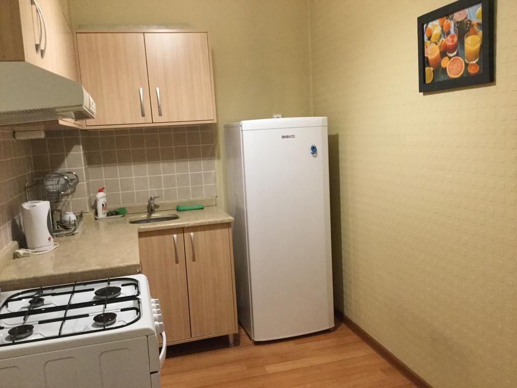 Nina'S Apartment On Gorgasali 巴统 外观 照片