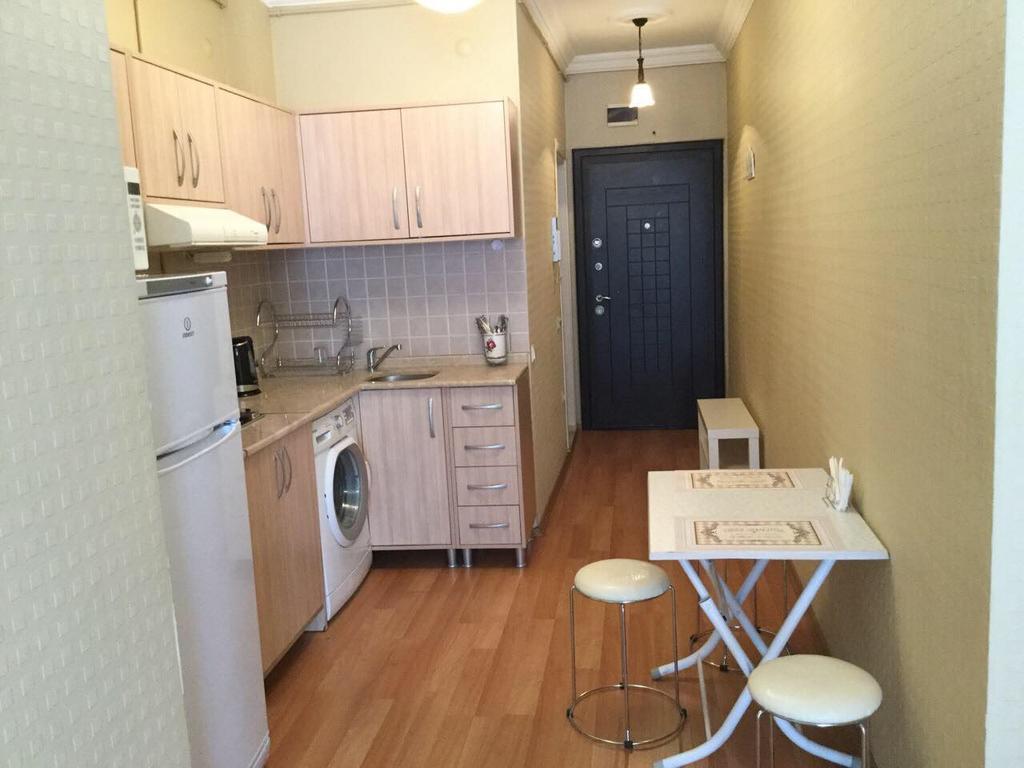 Nina'S Apartment On Gorgasali 巴统 外观 照片